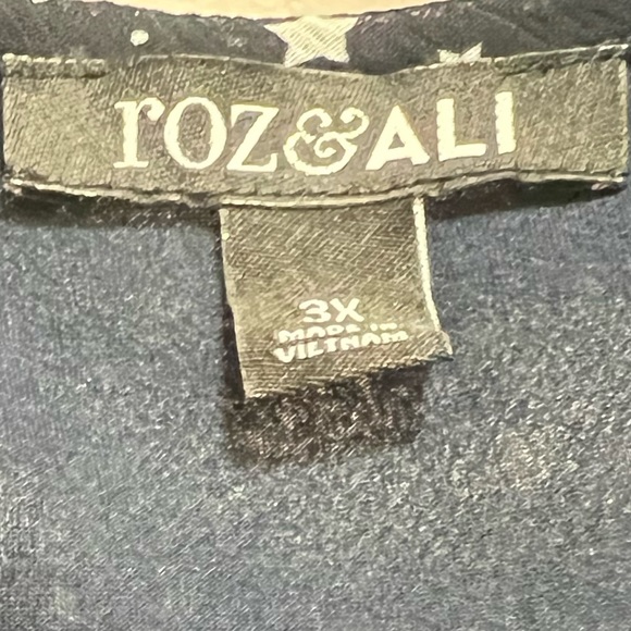 ROZ & ALI Layered Tunic - Stars - Picture 4 of 5